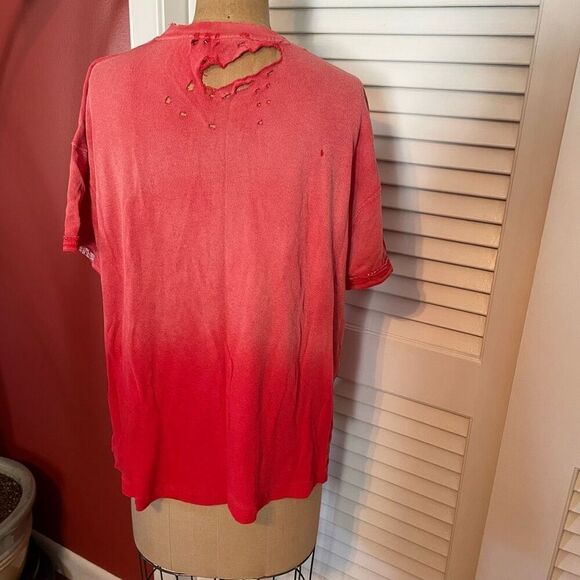 WE THE FREE | distressed rubi tee in red hombre S - Picture 6 of 11
